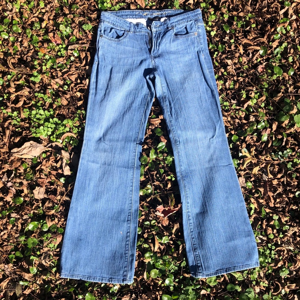 Boot cut jeans